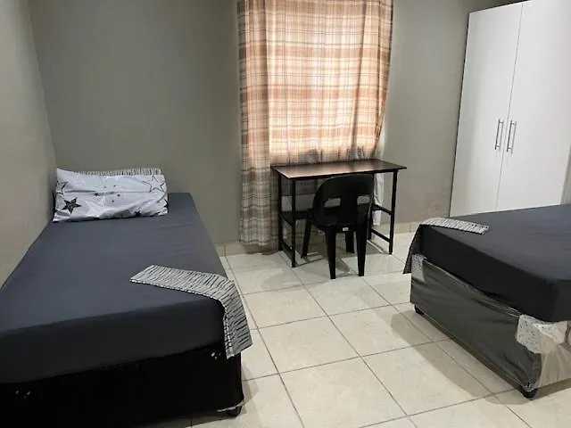 Konukevi 336 Victoria Street Woodstock Capetown Otel Cape Town Güney Afrika